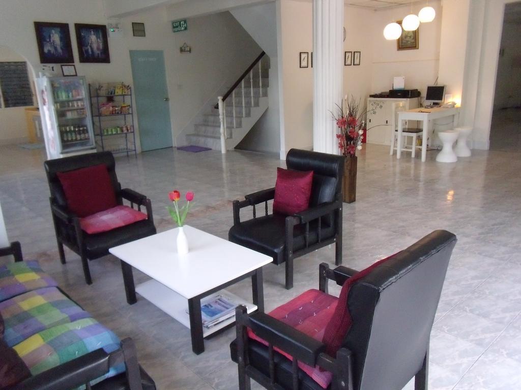 Pathiu Albatross Guesthouse @ Thungwualaen Beach מראה חיצוני תמונה