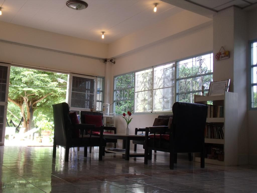 Pathiu Albatross Guesthouse @ Thungwualaen Beach מראה חיצוני תמונה