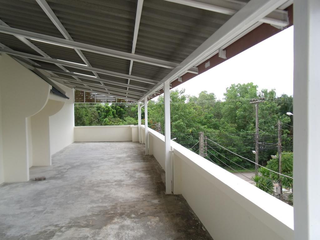 Pathiu Albatross Guesthouse @ Thungwualaen Beach מראה חיצוני תמונה